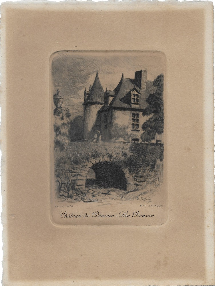 Jaffeux Château de Denone Les Douves Puy-de-Dôme Auvergne
